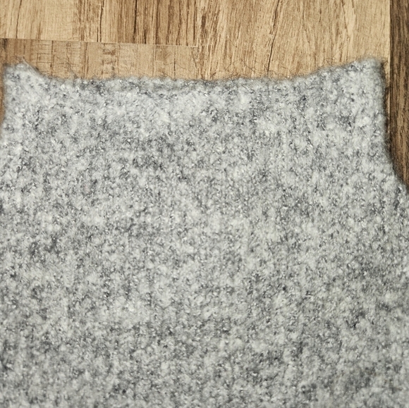 Vici Gray Oversized Sweater Size Small Excellent Condition - Picture 2 of 4